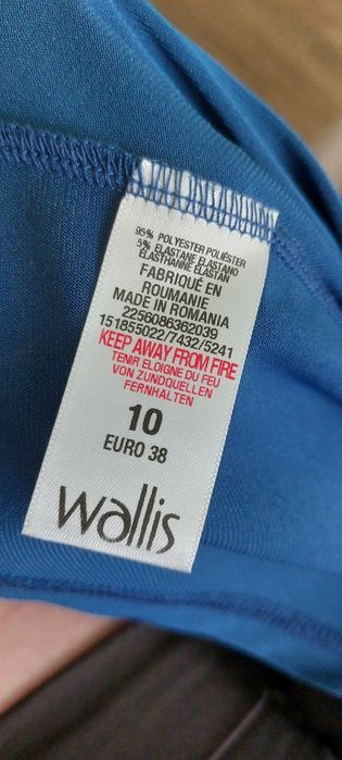 Rochie asimetrica, cu un singur umar