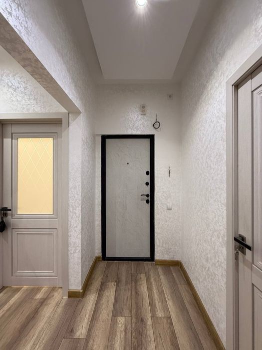 Себзор 2 хона 3-этаж квартира ШОШИЛИНЧ сотилади!