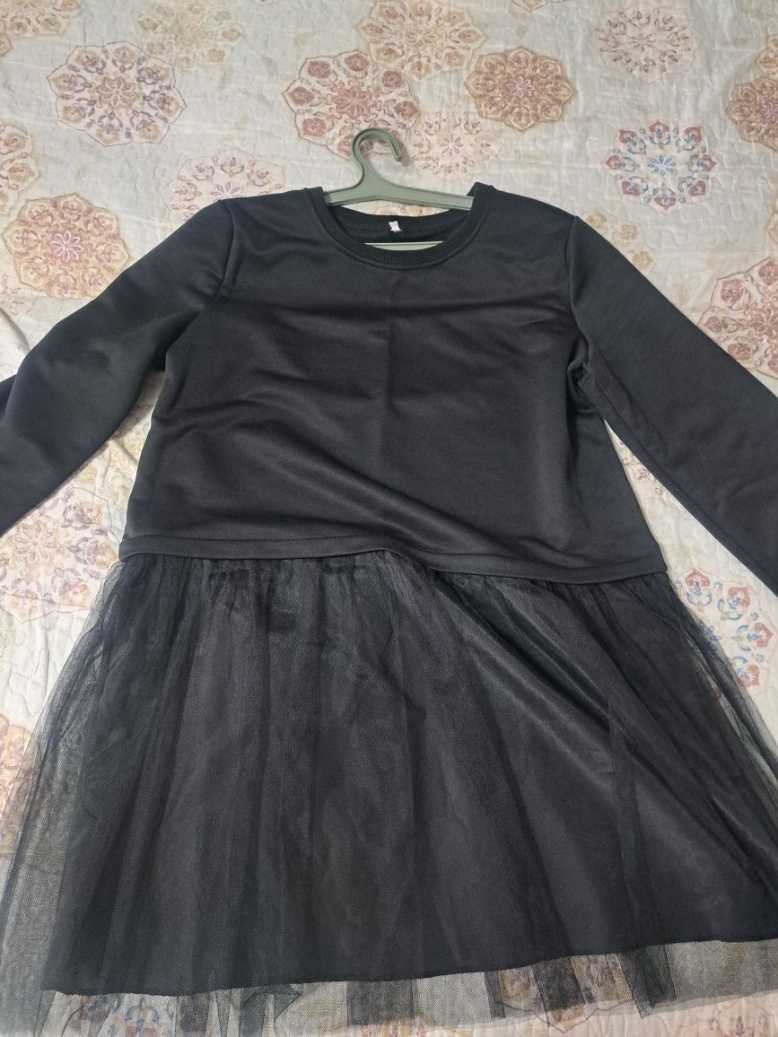 Продам чёрное короткое платье р.52-54