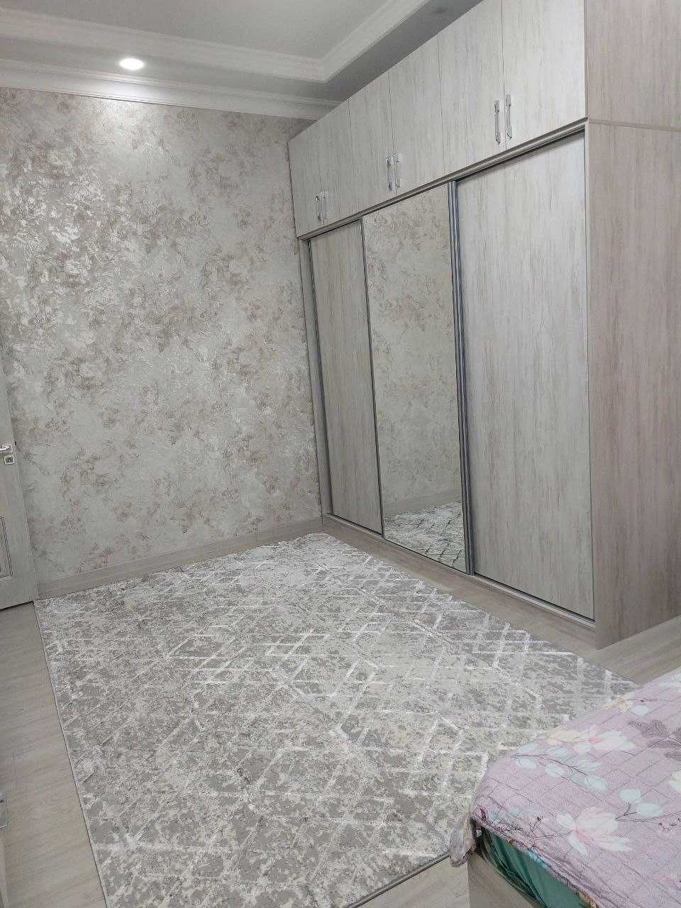 Сдаётся квартира НА Массив Феруза