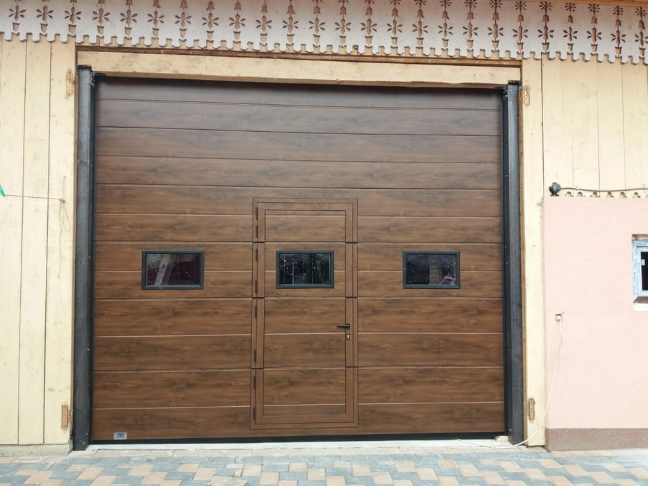 Uși de garaj,automatizari pt porți de intrare în curte