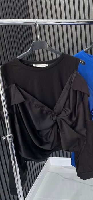 Риза сатен в черен цвят