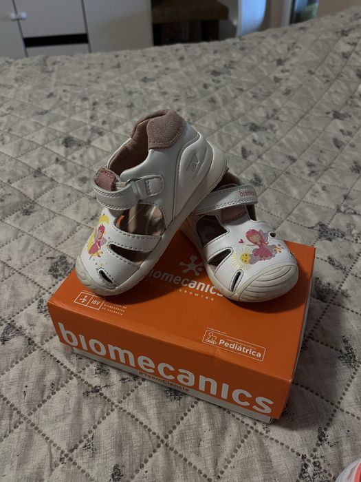 Обувки за момиченце