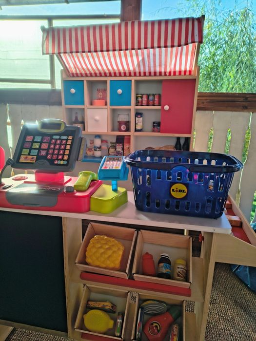 Magazin de jucărie din lemn, Playtive