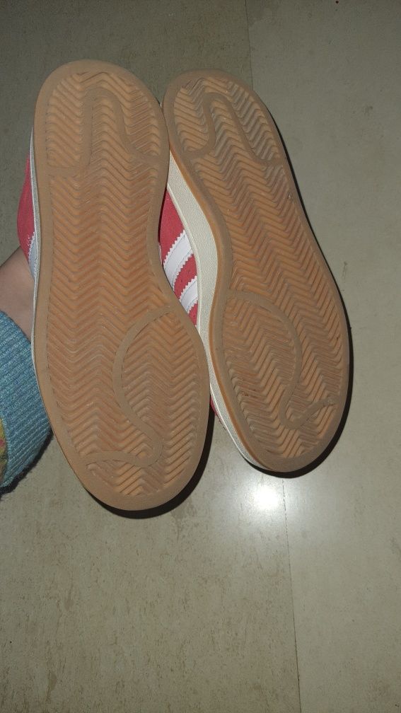 Маратонки Adidas Campus 00s червен цвят