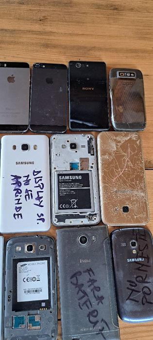 Lot telefoane pentru piese