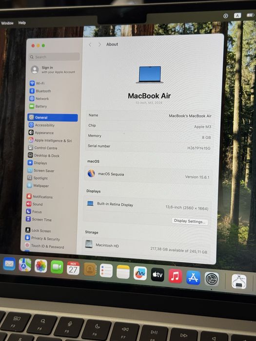 Продавам MacBook AIR M3 2024