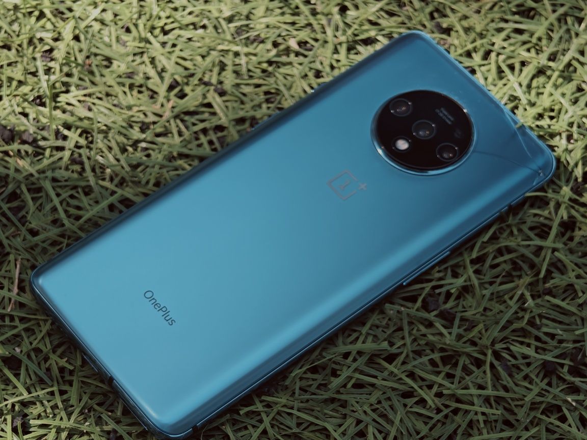 OnePlus 7T. 8/128.