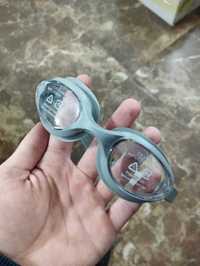 Очки для плавания