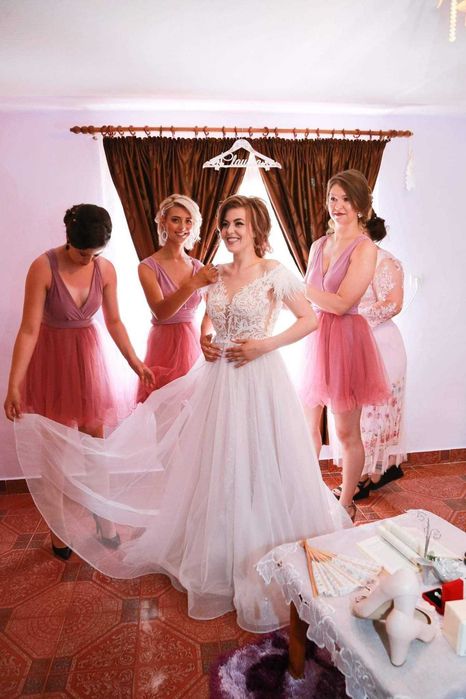 Rochie mireasă  albă