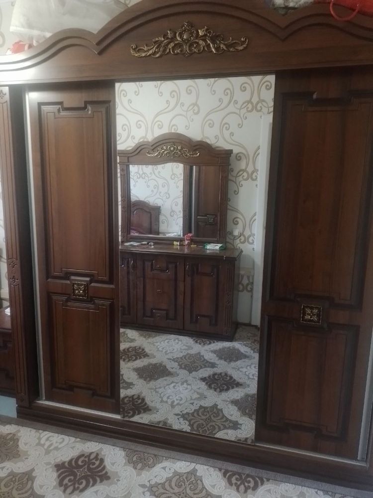 Spalniy uchun yengi mebel