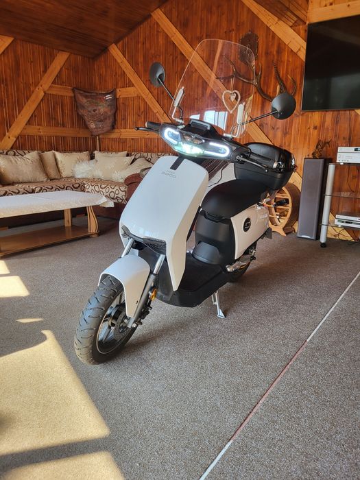 Scuter electric Super Soco CuX 60V 30Ah 1500km ca NOU