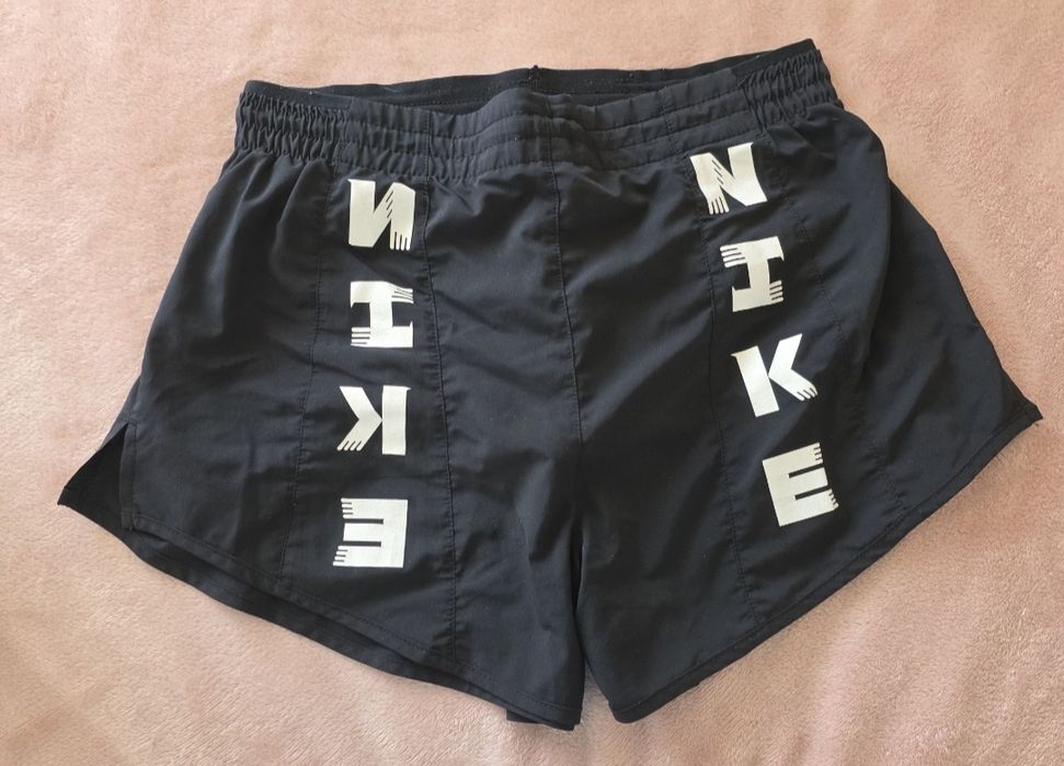 Спортни дрехи Nike