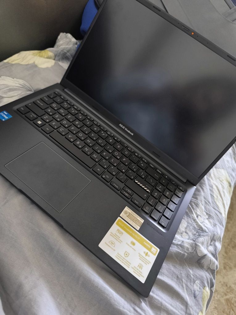 ASUS Vivobook 15