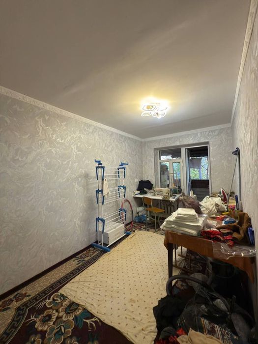 4 xonali uy sotiladi remontlari bilan