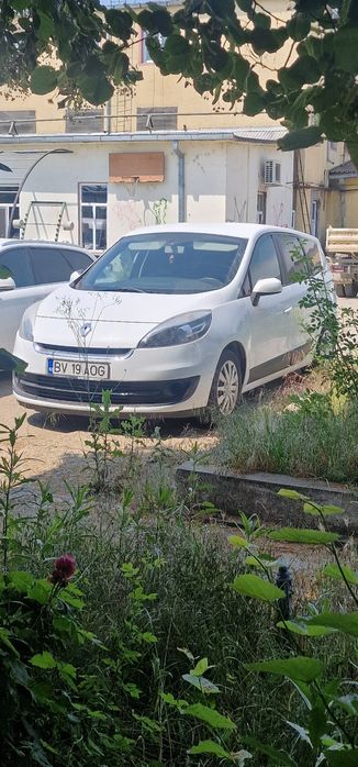 Renault Grand Scenic3 Euro5_1.5dci 2012