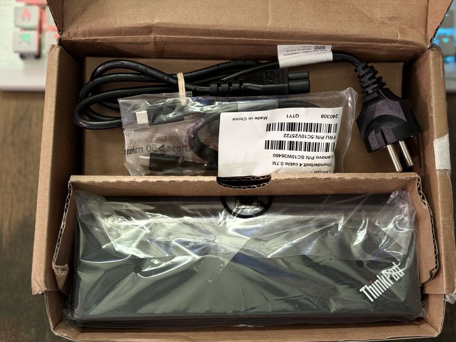 Thunderbolt 4 Lenovo Thinkpad USB - докинг станция