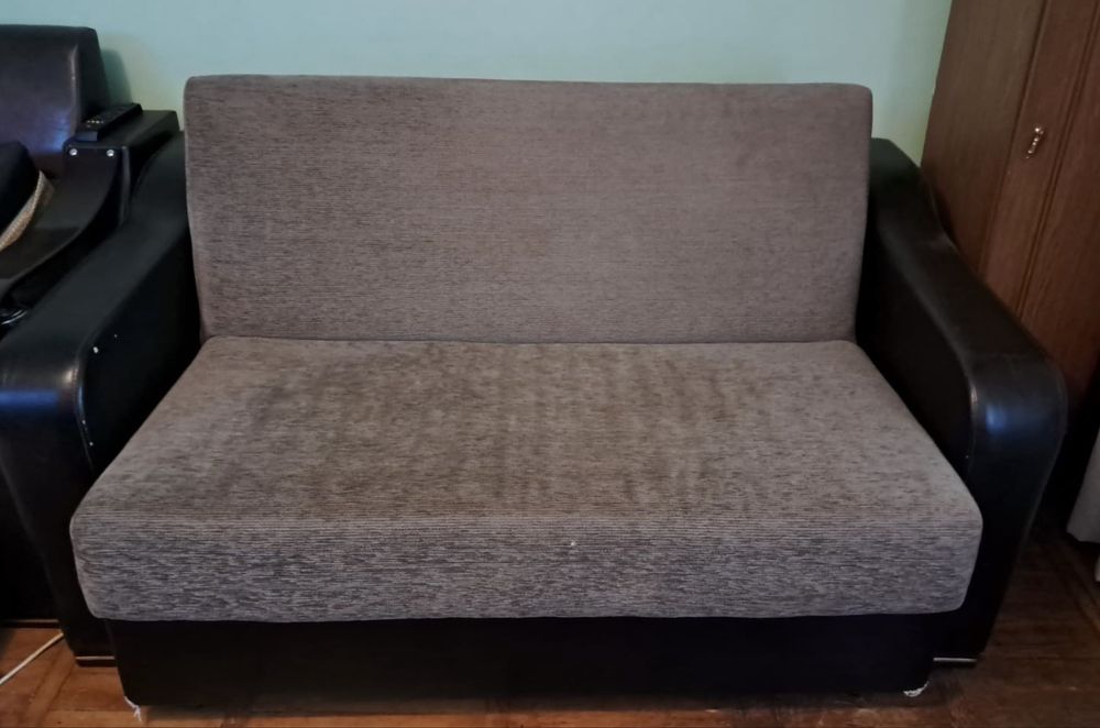 Canapea extensibila piele/textil