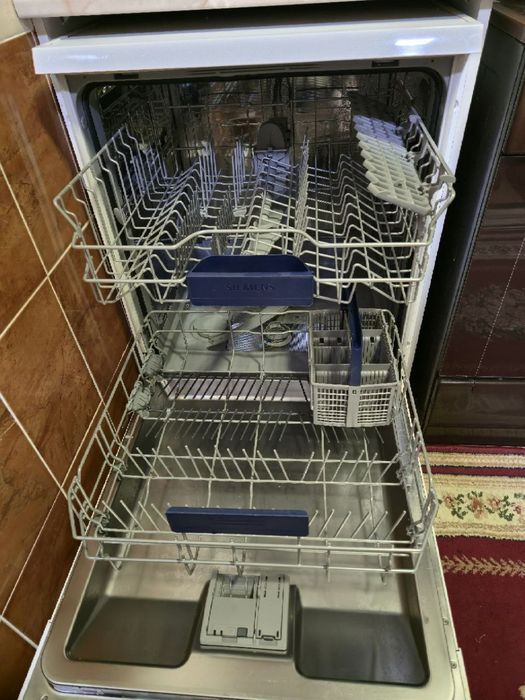 Siemens SN24D230TR idish yuvish mashinasi (ishlatilgan)