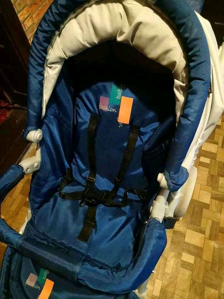 Бебешка комбинирана количка СПЕШНО