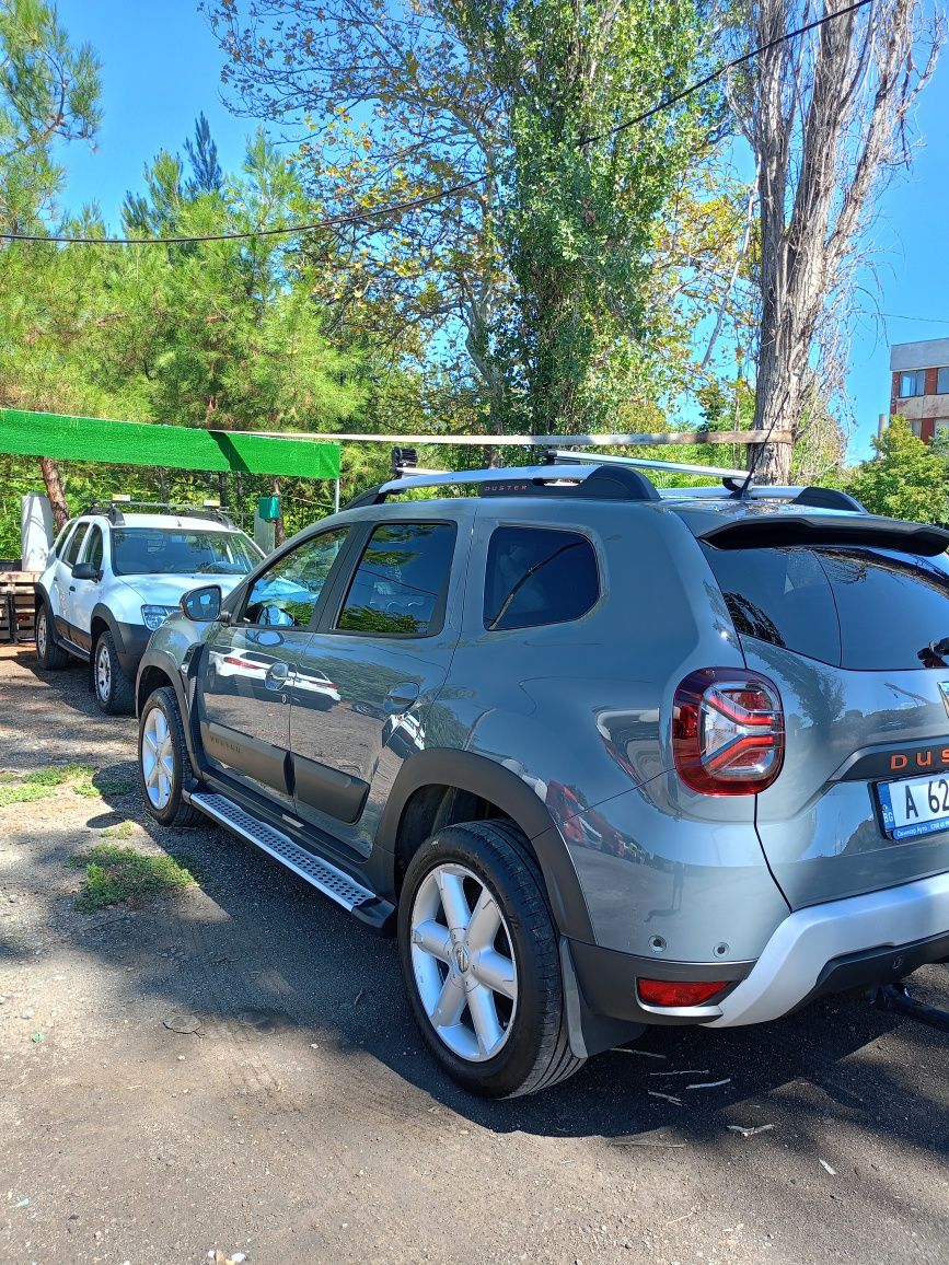 Комплект гуми с джанти Dacia Duster Дачия Дъстър 2021