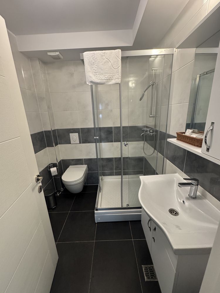 Apartament 2 camere de inchiriat Libertatii Gardens cu terasa