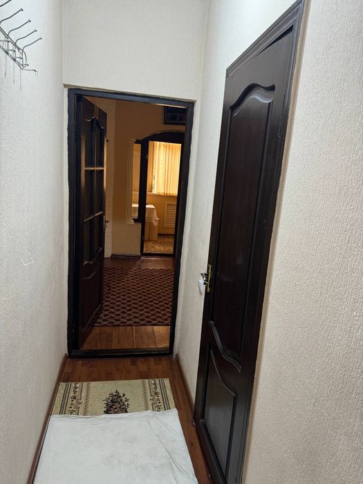 Мирзо Улугбек массив феруза 2/2/4 балкон 2*6