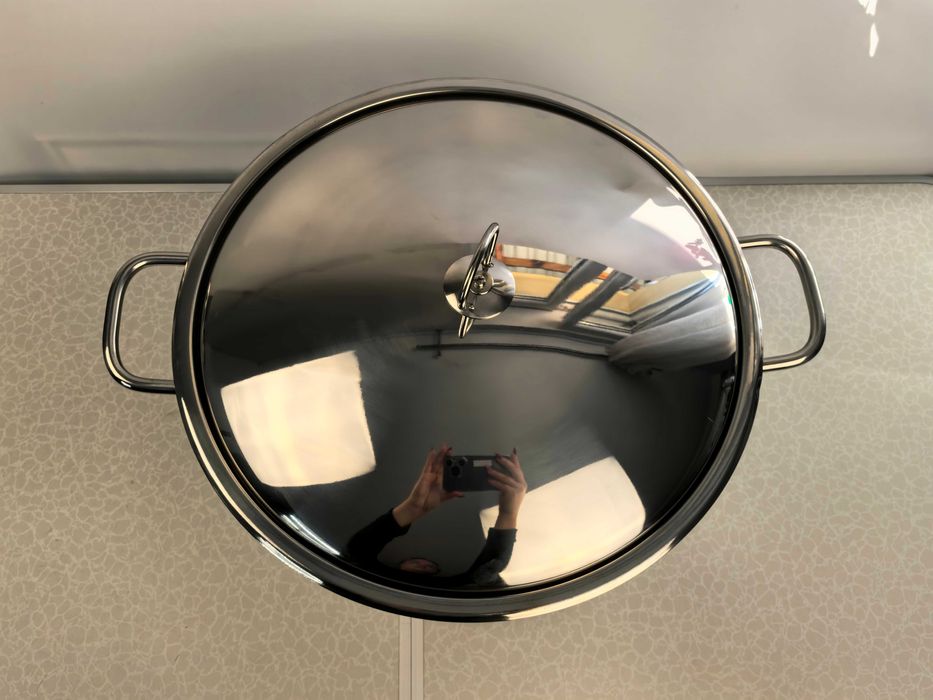 Oala inox 34x24 cm 22 litri cu capac metal 260 lei