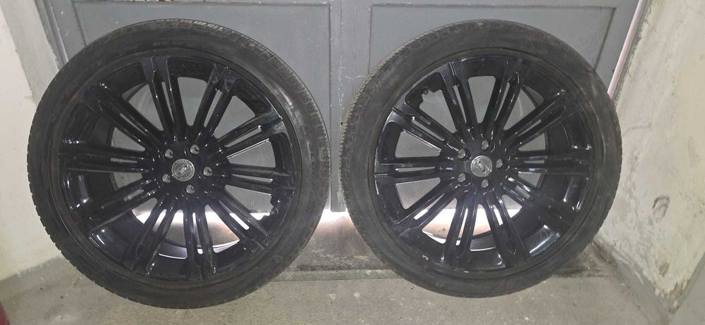 Vand doua seturi de jante cu anvelope Allseason LanRover 285/40 R23