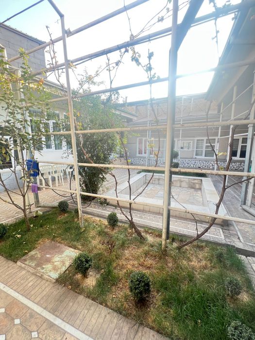 Шинамгина узбекона хонадон Шахристанский 3.2 соток/фасад 15 метров