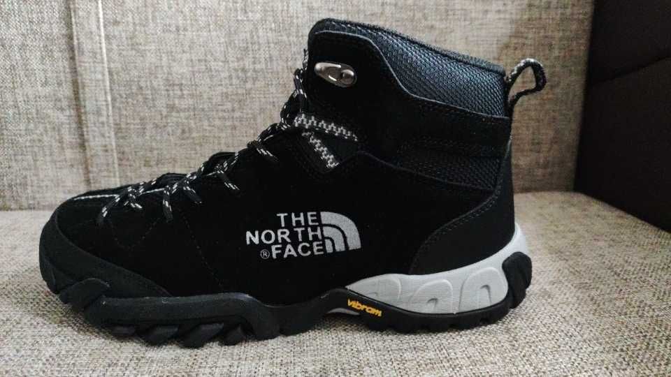 Мужская обувь кроссовки ботинки North Face