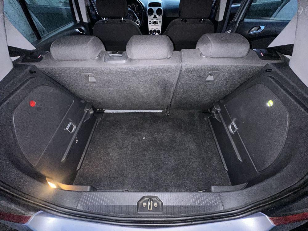 Detailing auto si curatarea mobilierului tapitat