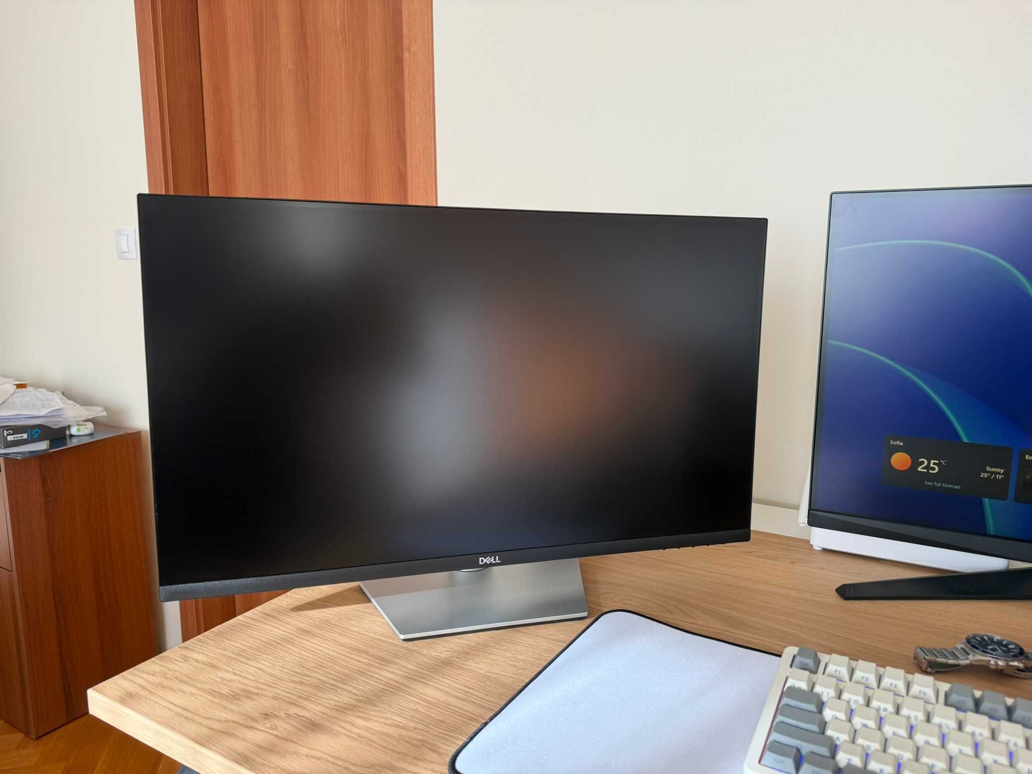 Монитор DELL 27''