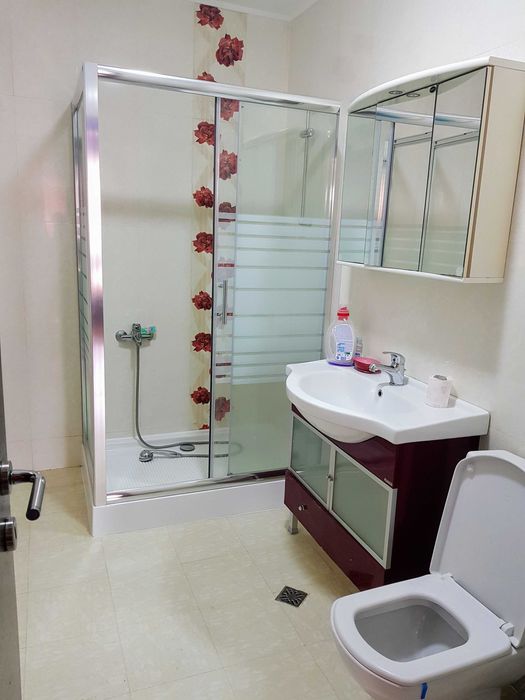 Apartament 3 camere zona Obor Mosilor (2009, mobilat, utilat)