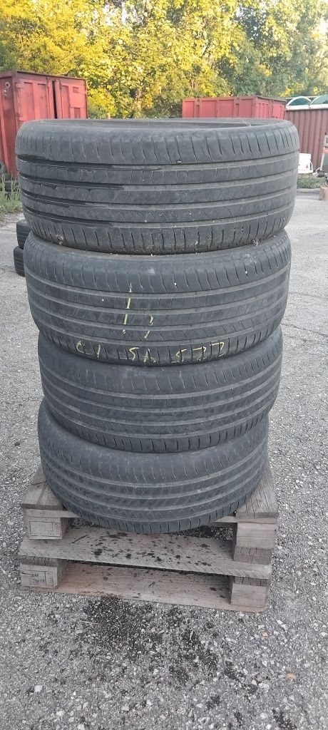 Гуми 225 45 17 Дейтън Dayton 4 броя. Нов внос. Не са нови!