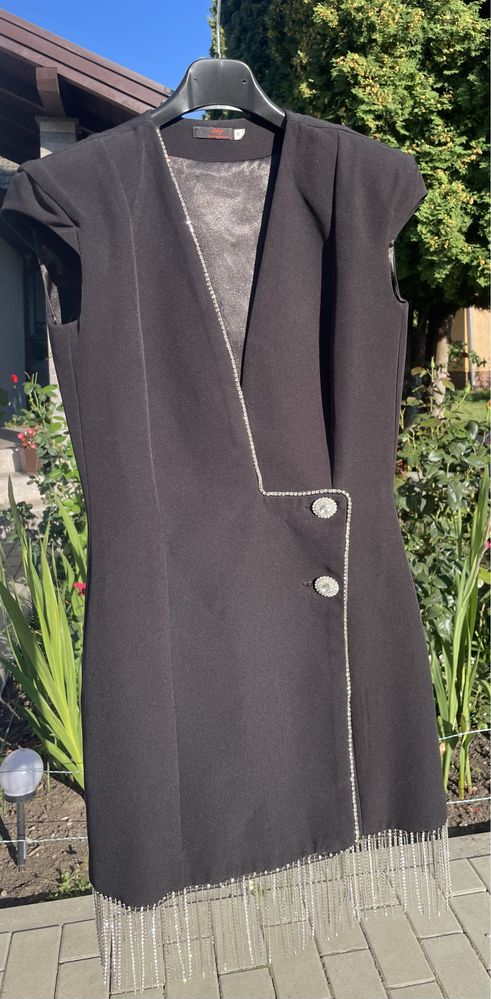 Rochie BBY Neagra scurta cu aplicatii argintii