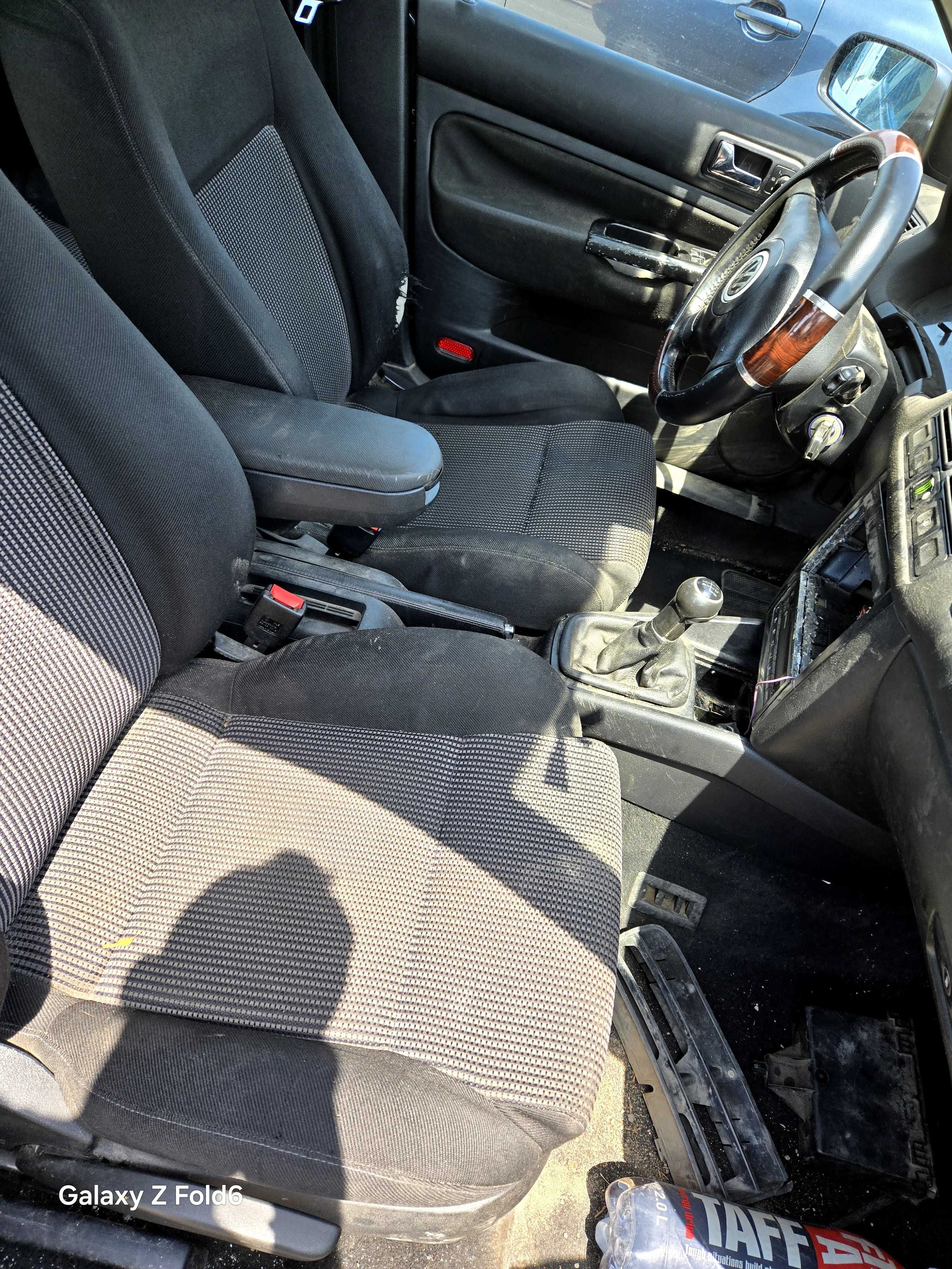 Vw golf 2.3 v5 на части