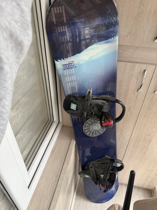 Сноуборд , был использован только 1 раз