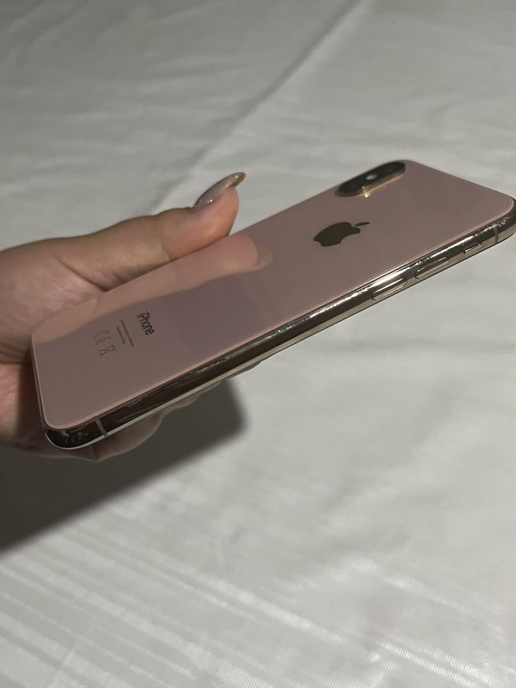 IPhone XS в хорошем состоянии