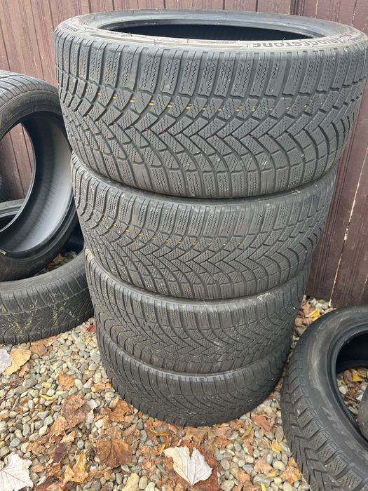 Set 4 anvelope iarna 235 40 18