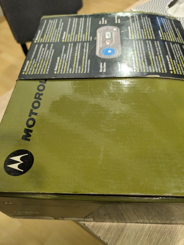 Wireless car kit - Motorola