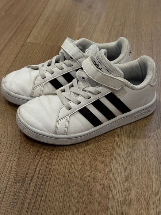 Зимни обувки 29 и кецове 28 и 30 номер