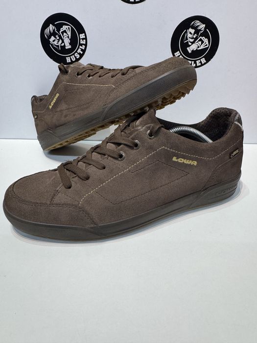 Обувки LOWA GORE-TEX .Номер 44