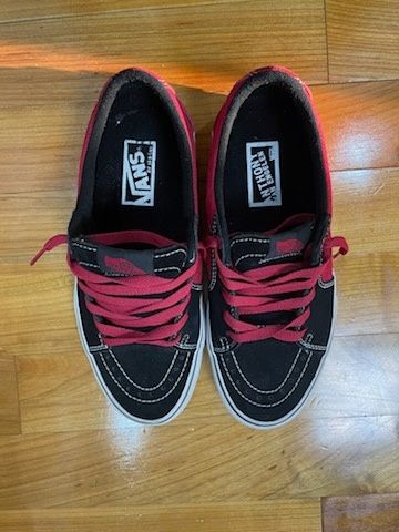 Vans negru+visiniu