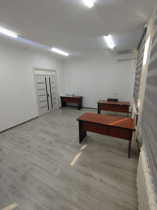 Аренда офис улица Лабзак 24 м2