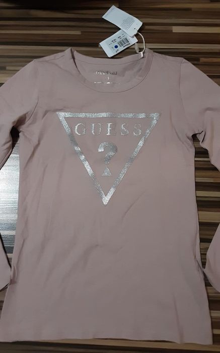GUESS нова ,с етикети оригинална блуза