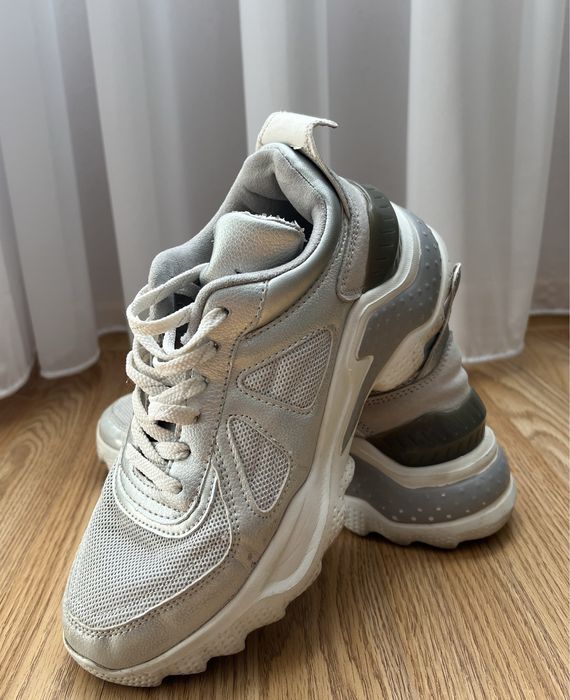 Дамски маратонки Antilopa