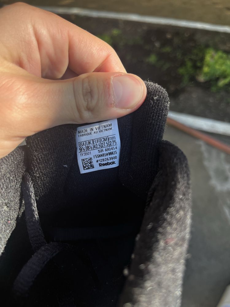 Обувки reebok 43