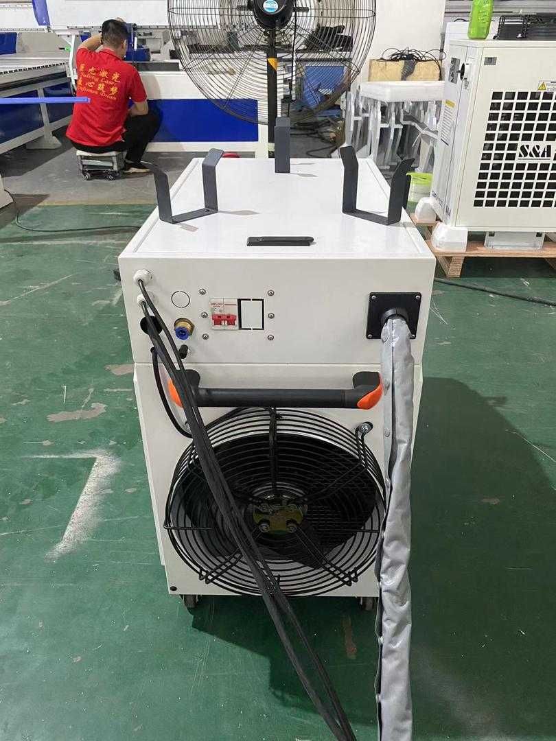 aparat sudat, taiat si curatat 3 in 1 cu laser fiber