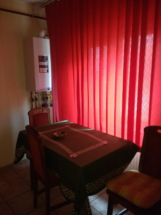 Închiriez garsoniera 300 euro